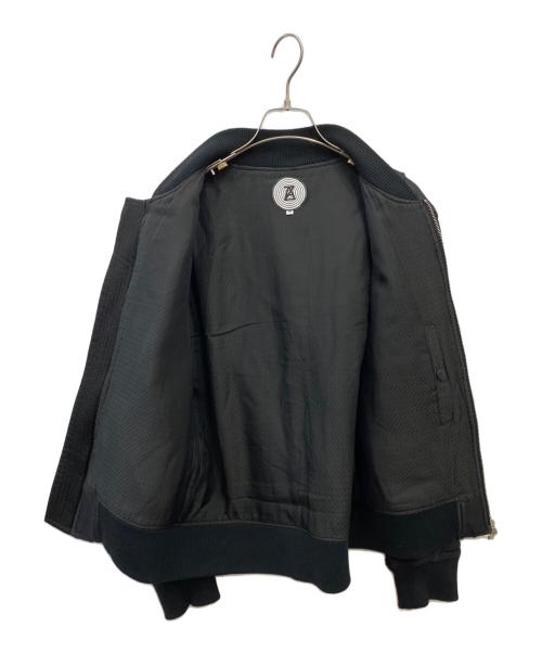 ANREALAGE（アンリアレイジ）ANREALAGE (アンリアレイジ) スパイラルブルゾン ブラック サイズ:46の古着・服飾アイテム