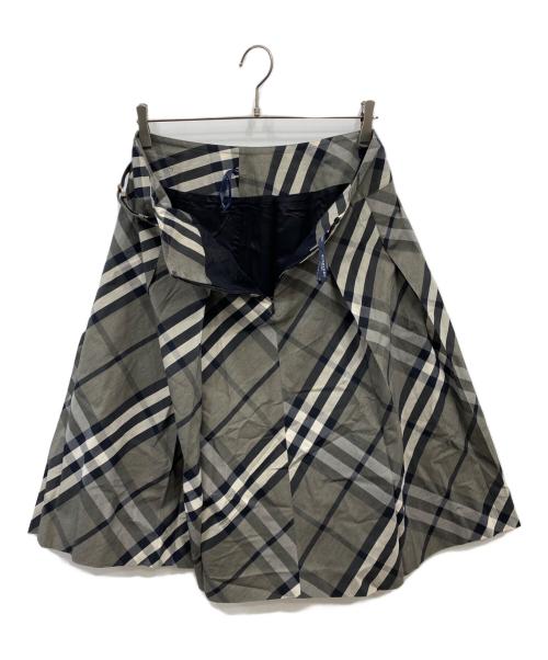 BURBERRY LONDON（バーバリーロンドン）BURBERRY LONDON (バーバリーロンドン) プリーツスカート ブラック サイズ:44の古着・服飾アイテム