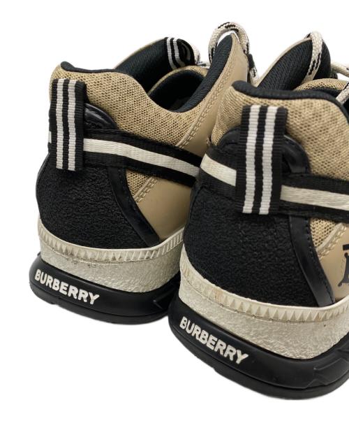 BURBERRY（バーバリー）BURBERRY (バーバリー) RS5 LOW SNEAKER ベージュ サイズ:41の古着・服飾アイテム