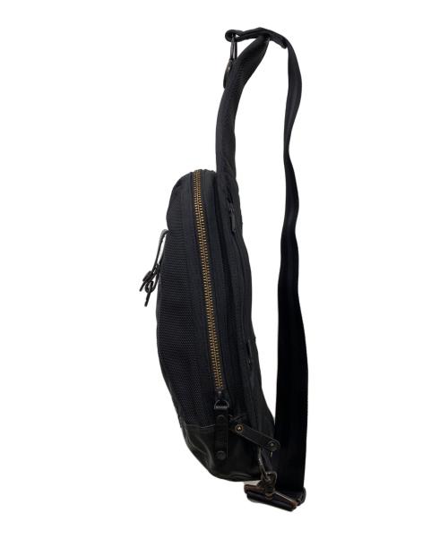 PORTER（ポーター）PORTER (ポーター) HEAT SLING SHOULDER BAG ブラックの古着・服飾アイテム