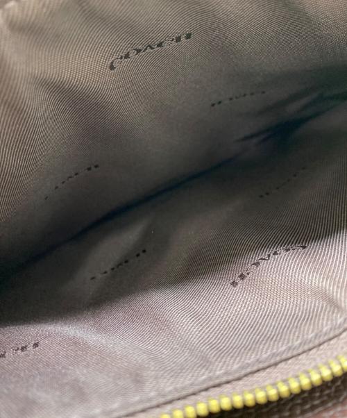 COACH（コーチ）COACH (コーチ) タイラー キャリーオール 28ショルダーバッグの古着・服飾アイテム