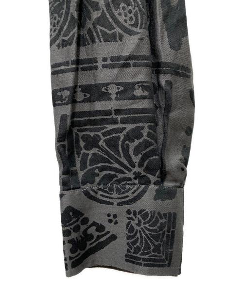 Vivienne Westwood man（ヴィヴィアン ウェストウッド マン）Vivienne Westwood man (ヴィヴィアン ウェストウッド マン) 総柄シャツ グレー サイズ:46の古着・服飾アイテム