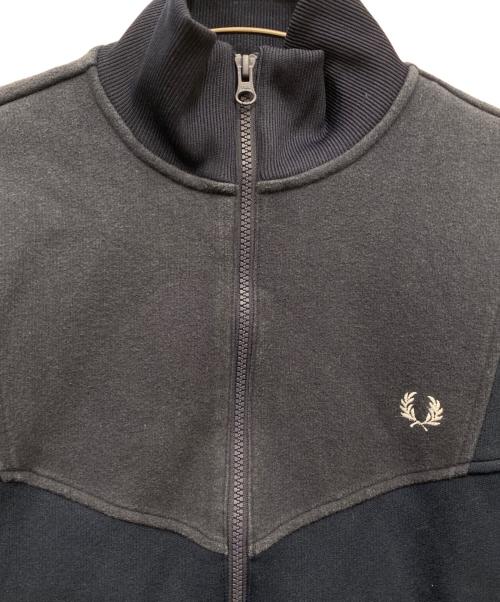 FRED PERRY（フレッドペリー）FRED PERRY (フレッドペリー) トラックジャケット ネイビー サイズ:Sの古着・服飾アイテム