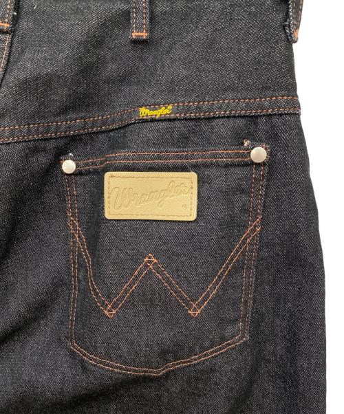 Wrangler（ラングラー）Wrangler (ラングラー) CAMPHOR WOOD (カンファーウッド) デニムパンツ インディゴ サイズ:Mの古着・服飾アイテム