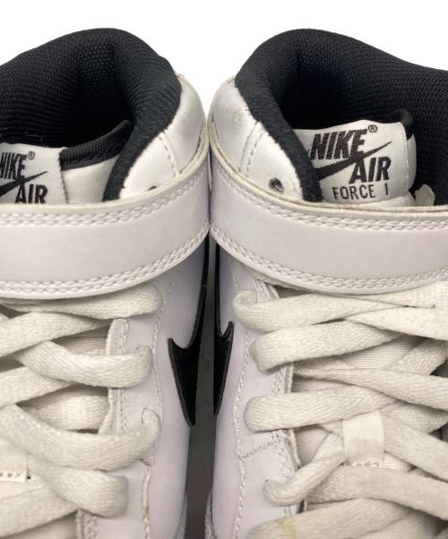 NIKE（ナイキ）NIKE (ナイキ) AIR FORCE 1 MID '07 WHITE/BLACK-WHITE ホワイト サイズ:28.5の古着・服飾アイテム