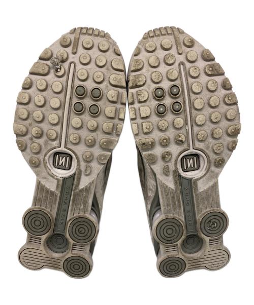 NIKE（ナイキ）NIKE (ナイキ) SHOX R4 グレー サイズ:23の古着・服飾アイテム