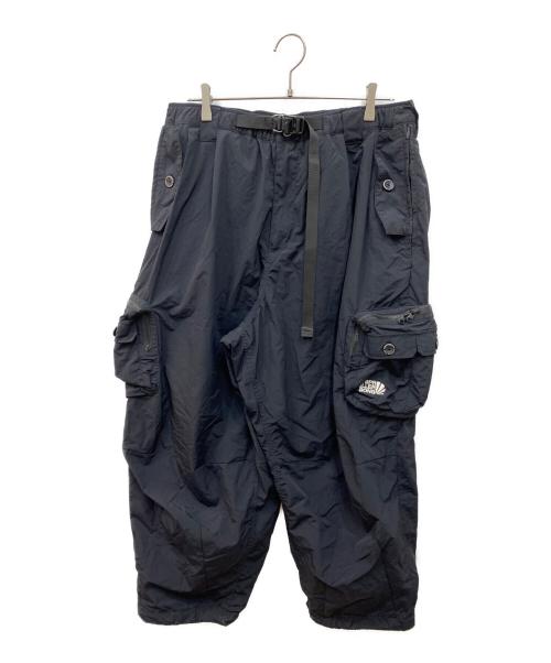 TIGHTBOOTH PRODUCTION（タイトブースプロダクション）TIGHTBOOTH PRODUCTION (タイトブースプロダクション) KILLER BONG (キラーボング) TBKB BALLOON CARGO PANTS ブラック サイズ:XLの古着・服飾アイテム