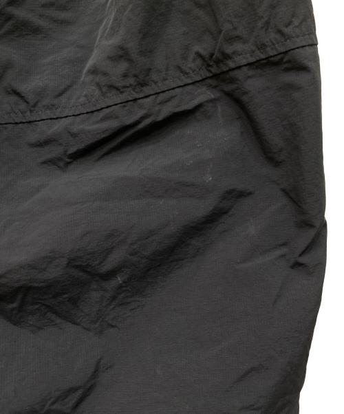 TIGHTBOOTH PRODUCTION（タイトブースプロダクション）TIGHTBOOTH PRODUCTION (タイトブースプロダクション) KILLER BONG (キラーボング) TBKB BALLOON CARGO PANTS ブラック サイズ:XLの古着・服飾アイテム