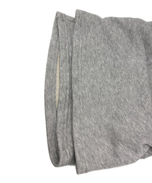 A BATHING APE（アベイシングエイプ）A BATHING APE (アベイシングエイプ) ハーフパンツ グレー サイズ:Lの古着・服飾アイテム