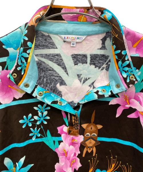 LEONARD SPORT（レオナール スポーツ）LEONARD SPORT (レオナール スポーツ) カットソー ブラウン サイズ:44の古着・服飾アイテム
