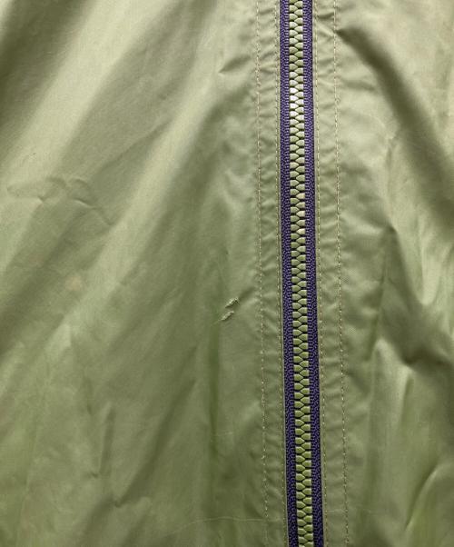 NIKE（ナイキ）NIKE (ナイキ) フード付きジップナイロンジャケット カーキ サイズ:Lの古着・服飾アイテム