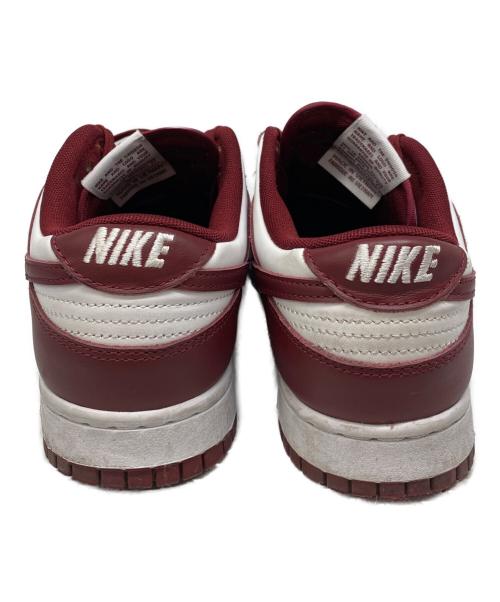 NIKE（ナイキ）NIKE (ナイキ) ローカットスニーカー ホワイト×レッド サイズ:27.5㎝の古着・服飾アイテム