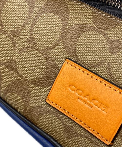 COACH（コーチ）COACH (コーチ) セカンドバッグ ベージュ×ネイビーの古着・服飾アイテム
