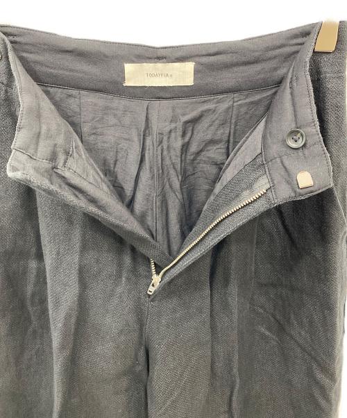 TODAYFUL（トゥデイフル）TODAYFUL (トゥデイフル) タックリネントラウザース ブラック サイズ:38の古着・服飾アイテム