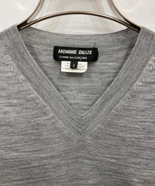 COMME des GARCONS HOMME DEUX（コムデギャルソン オム ドゥ）COMME des GARCONS HOMME DEUX (コムデギャルソン オム ドゥ) Vネックニット グレー サイズ:Sの古着・服飾アイテム