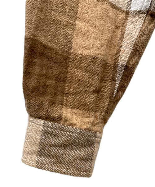 Carhartt WIP（カーハート ワーク イン プログレス）Carhartt WIP (カーハート ワーク イン プログレス) Invincible (インヴィンシブル) L/S WORK SHIRT MAX ベージュ サイズ:Lの古着・服飾アイテム