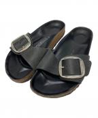 BIRKENSTOCKビルケンシュトック）の古着「マリッド ビッグバックルサンダル」｜ブラック