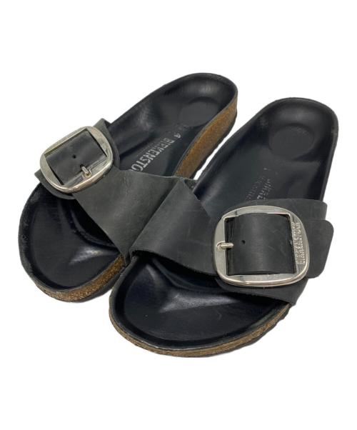 BIRKENSTOCK（ビルケンシュトック）BIRKENSTOCK (ビルケンシュトック) マリッド ビッグバックルサンダル ブラック サイズ:24.5cmの古着・服飾アイテム