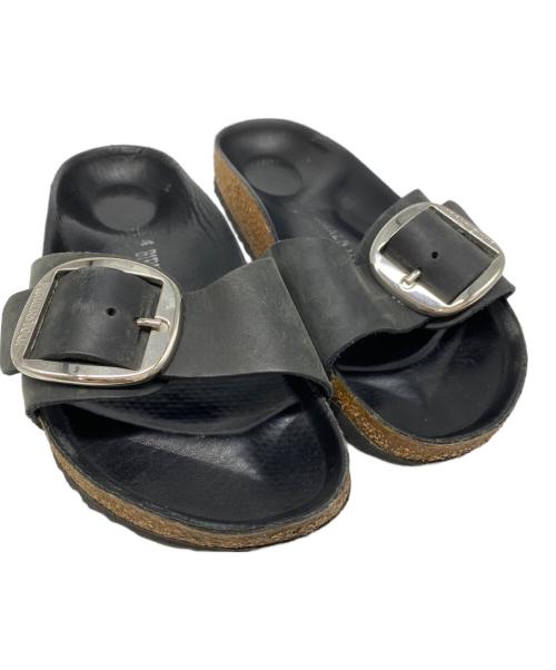 BIRKENSTOCK（ビルケンシュトック）BIRKENSTOCK (ビルケンシュトック) マリッド ビッグバックルサンダル ブラック サイズ:24.5cmの古着・服飾アイテム