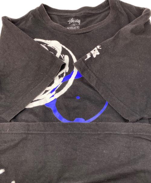 stussy（ステューシー）stussy (ステューシー) FUTURE (フューチャー) プリントTシャツ ブラック サイズ:Mの古着・服飾アイテム