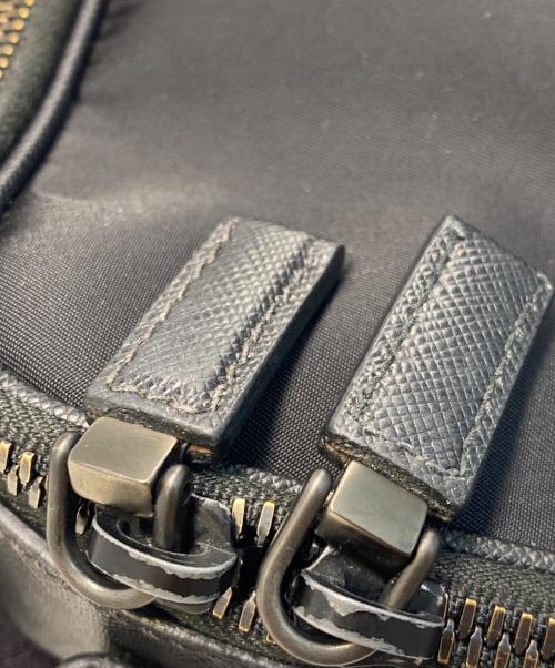 PRADA（プラダ）PRADA (プラダ) ブリック Re-Nylon ナイロン サフィアーノレザー ショルダーバッグ ショルダーバッグ ブラックの古着・服飾アイテム