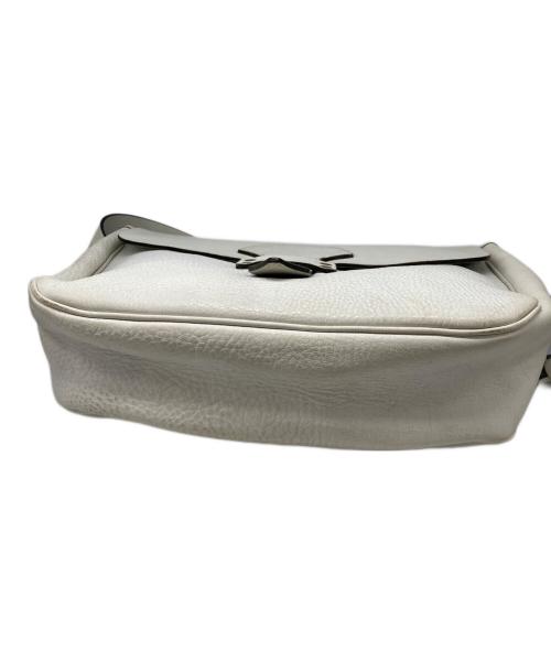J&M DAVIDSON（ジェイ＆エム デヴィッドソン）J&M DAVIDSON (ジェイ＆エム デヴィッドソン) レザーショルダーバッグ ホワイトの古着・服飾アイテム