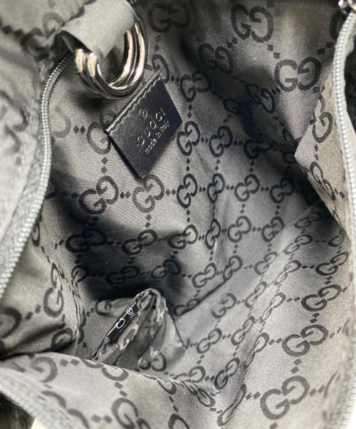 GUCCI（グッチ）GUCCI (グッチ) GG ナイロンリュック ベアチャーム ブラックの古着・服飾アイテム