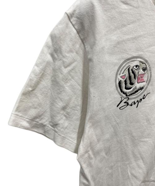 A BATHING APE（アベイシングエイプ）A BATHING APE (アベイシングエイプ) 刺繍Tシャツ ホワイト サイズ:Lの古着・服飾アイテム
