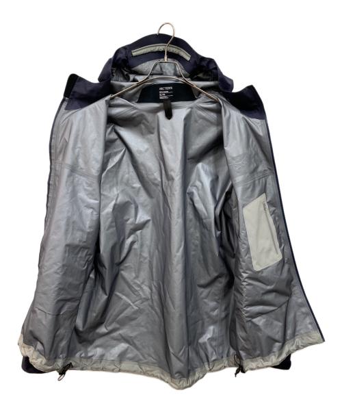 ARC'TERYX（アークテリクス）ARC'TERYX (アークテリクス) Beta Jacket ネイビー サイズ:XLの古着・服飾アイテム