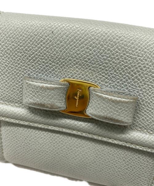 Salvatore Ferragamo（サルヴァトーレ フェラガモ）Salvatore Ferragamo (サルヴァトーレ フェラガモ) 2つ折り財布 グリーンの古着・服飾アイテム