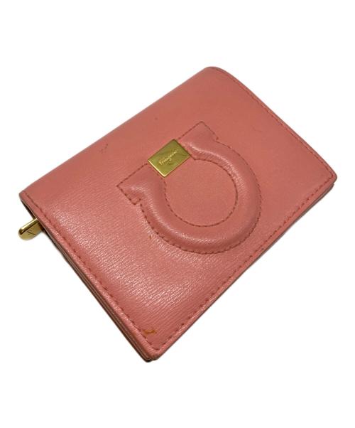 Salvatore Ferragamo（サルヴァトーレ フェラガモ）Salvatore Ferragamo (サルヴァトーレ フェラガモ) 2つ折り財布 ピンクの古着・服飾アイテム