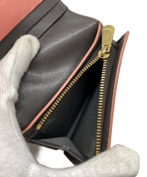 Salvatore Ferragamo（サルヴァトーレ フェラガモ）Salvatore Ferragamo (サルヴァトーレ フェラガモ) 2つ折り財布 ピンクの古着・服飾アイテム