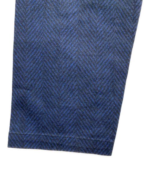 me ISSEY MIYAKE（ミーイッセイ ミヤケ）me ISSEY MIYAKE (ミーイッセイ ミヤケ) ヘリンボーンストレッチパンツ ネイビー サイズ:FREEの古着・服飾アイテム