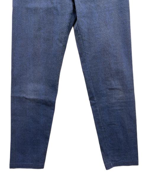 me ISSEY MIYAKE（ミーイッセイ ミヤケ）me ISSEY MIYAKE (ミーイッセイ ミヤケ) ヘリンボーンストレッチパンツ ネイビー サイズ:FREEの古着・服飾アイテム