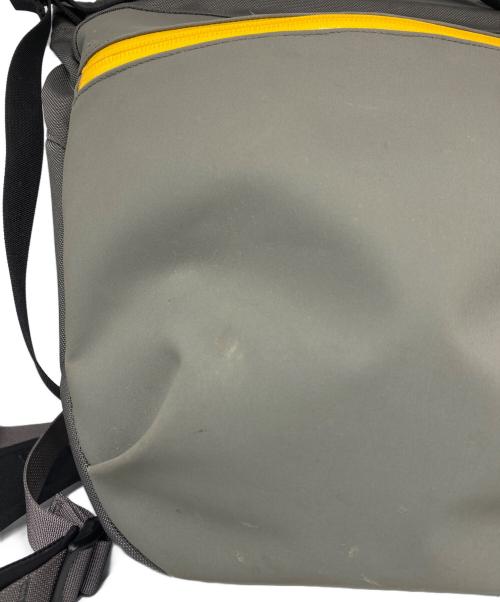 ARC'TERYX（アークテリクス）ARC'TERYX (アークテリクス) BEAMS BOY (ビームスボーイ) ARRO Waist pack グレーの古着・服飾アイテム