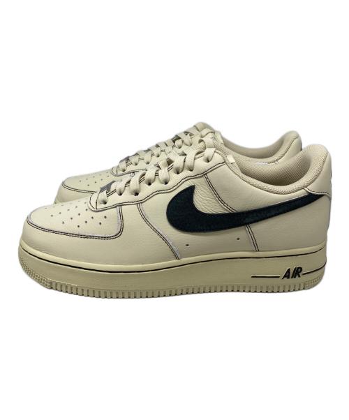 NIKE（ナイキ）NIKE (ナイキ) ローカットスニーカー アイボリー サイズ:26.5㎝の古着・服飾アイテム