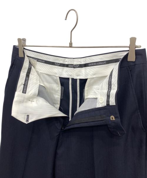 GIORGIO ARMANI（ジョルジオアルマーニ）GIORGIO ARMANI (ジョルジオアルマーニ) 3Bセットアップスーツ ネイビー サイズ:SIZE 52の古着・服飾アイテム