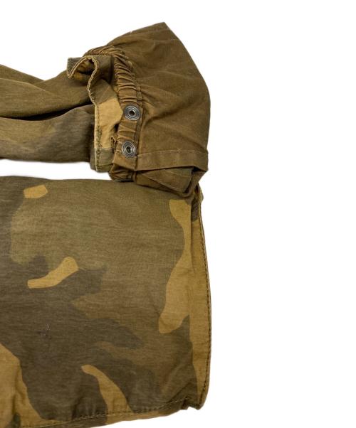 Barbour（バブアー）Barbour (バブアー) カモ柄マウンテンパーカー カーキ サイズ:Sの古着・服飾アイテム