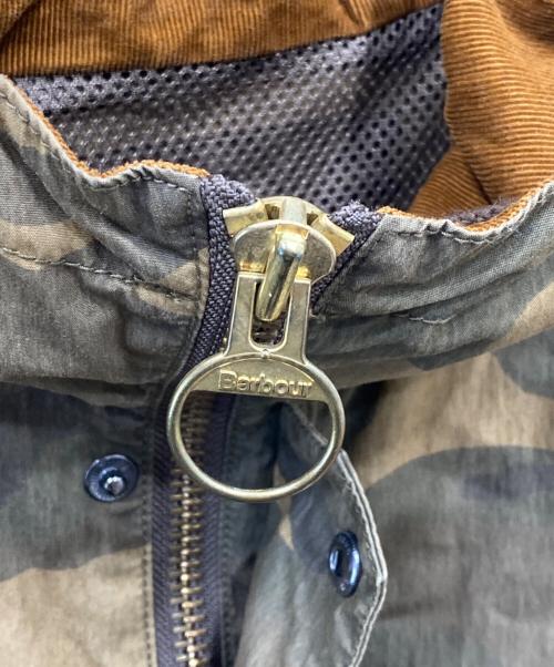 Barbour（バブアー）Barbour (バブアー) カモ柄マウンテンパーカー カーキ サイズ:Sの古着・服飾アイテム