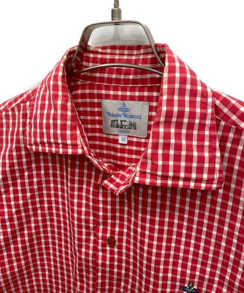 Vivienne Westwood man（ヴィヴィアン ウェストウッド マン）Vivienne Westwood man (ヴィヴィアン ウェストウッド マン) オーブ刺繍長袖シャツ ホワイト×レッド サイズ:46の古着・服飾アイテム