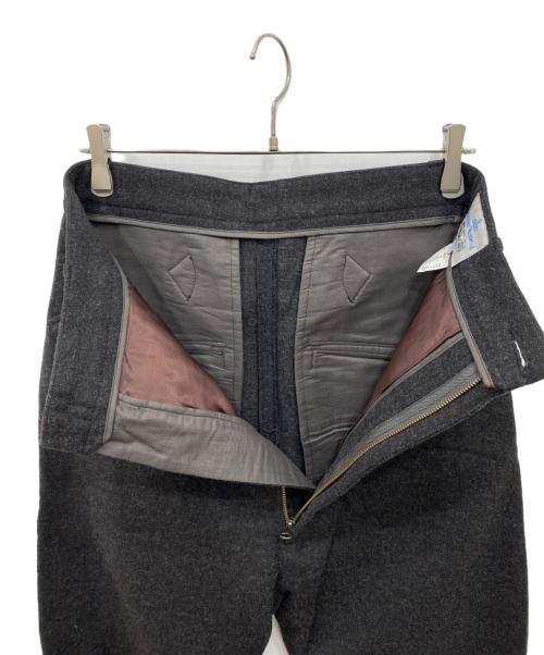Vivienne Westwood man（ヴィヴィアン ウェストウッド マン）Vivienne Westwood man (ヴィヴィアン ウェストウッド マン) 裾ジップメルトンパンツ グレー サイズ:44の古着・服飾アイテム