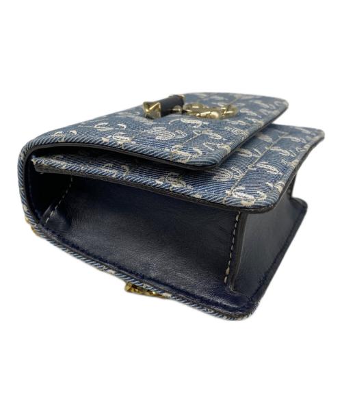 JIMMY CHOO（ジミーチュウ）JIMMY CHOO (ジミーチュウ) JC総柄チェーンショルダーバッグ インディゴの古着・服飾アイテム