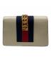 GUCCI (グッチ) シルヴィ ミニチェーンショルダーバッグ ベージュ：75000円