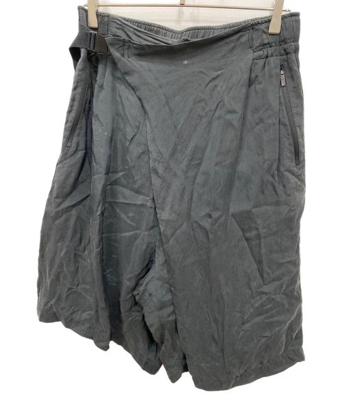 Y-3（ワイスリー）Y-3 (ワイスリー) M SHADE SANDED CUPRO SHORTS グレー サイズ:Sの古着・服飾アイテム
