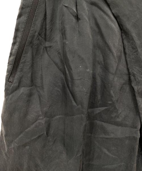 Y-3（ワイスリー）Y-3 (ワイスリー) M SHADE SANDED CUPRO SHORTS グレー サイズ:Sの古着・服飾アイテム
