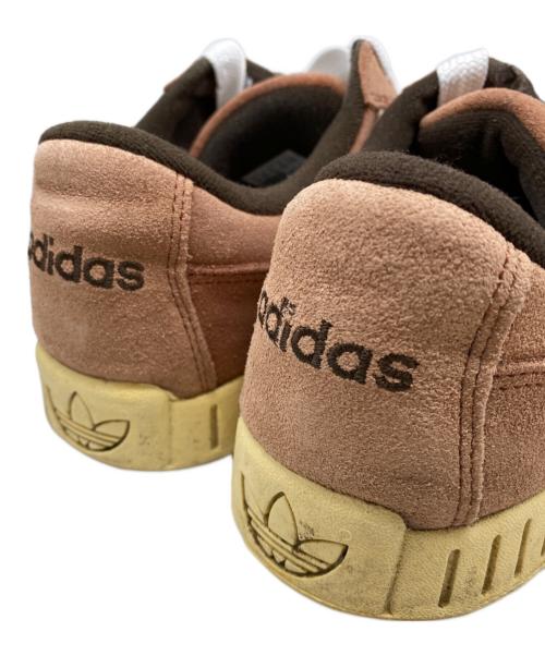adidas（アディダス）adidas (アディダス) ローカットスニーカー ブラウン サイズ:28㎝の古着・服飾アイテム