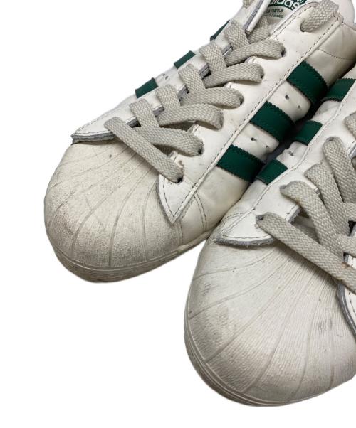 adidas（アディダス）adidas (アディダス) ローカットスニーカー ホワイト×グリーン サイズ:28㎝の古着・服飾アイテム
