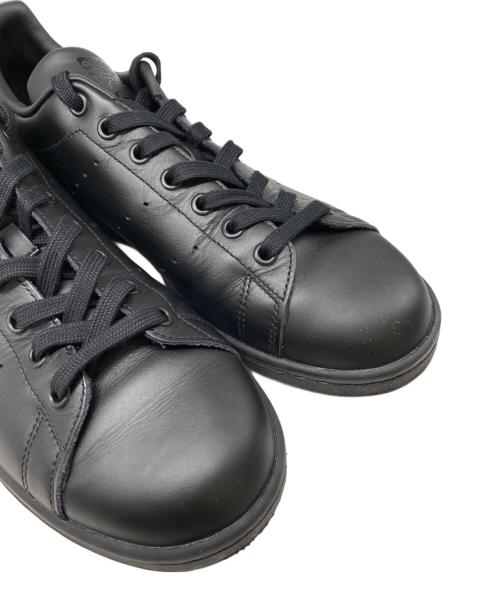 adidas（アディダス）adidas (アディダス) ローカットスニーカー ブラック サイズ:28㎝の古着・服飾アイテム