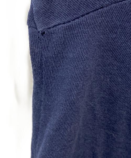 PRADA（プラダ）PRADA (プラダ) VネックTシャツ ネイビー サイズ:Lの古着・服飾アイテム
