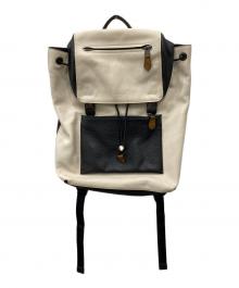 COACH（コーチ）の古着「マンハッタン レザーリュック」｜ホワイト×ブラック